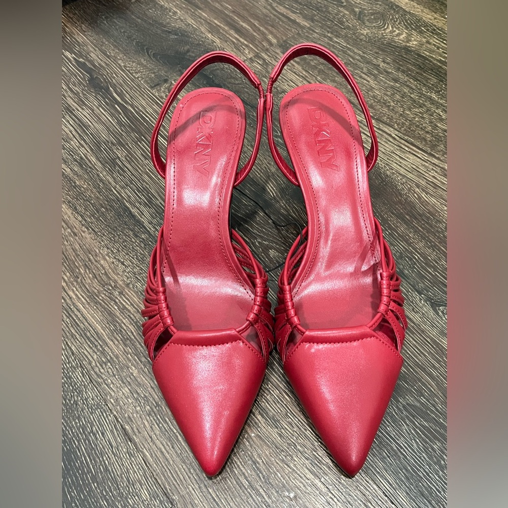 DKNY Gleea Size 9.5 Red Strappy Heels Pointed Toe New without box
